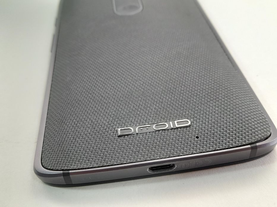 Телефон Motorola Droid Turbo 2(LeEco 4/32gb)