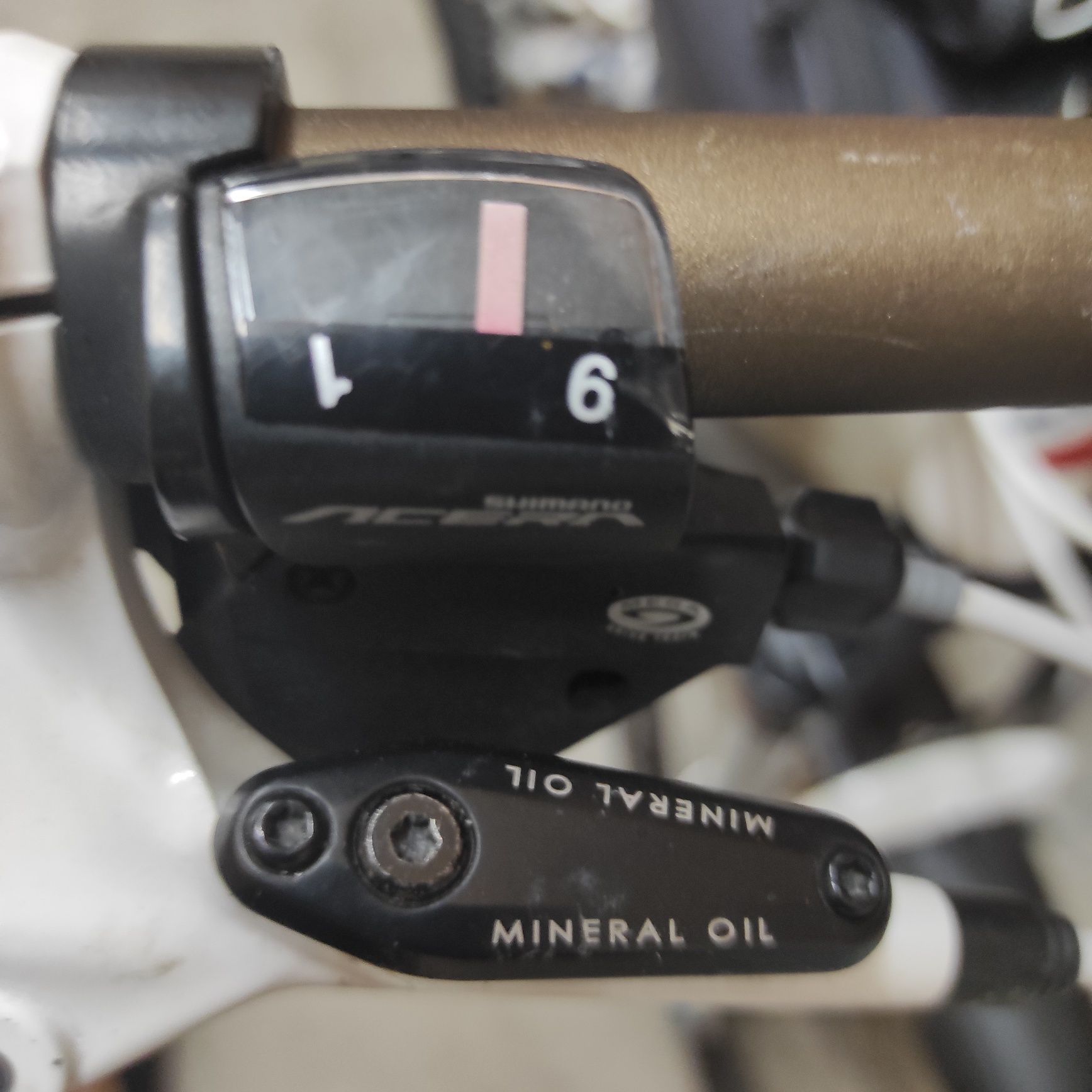 Rower z hamulcami hydraulicznymi