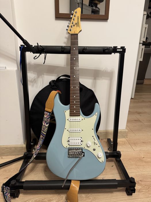 Ibanez azes40 w kolorze purist blue + pokrowiec