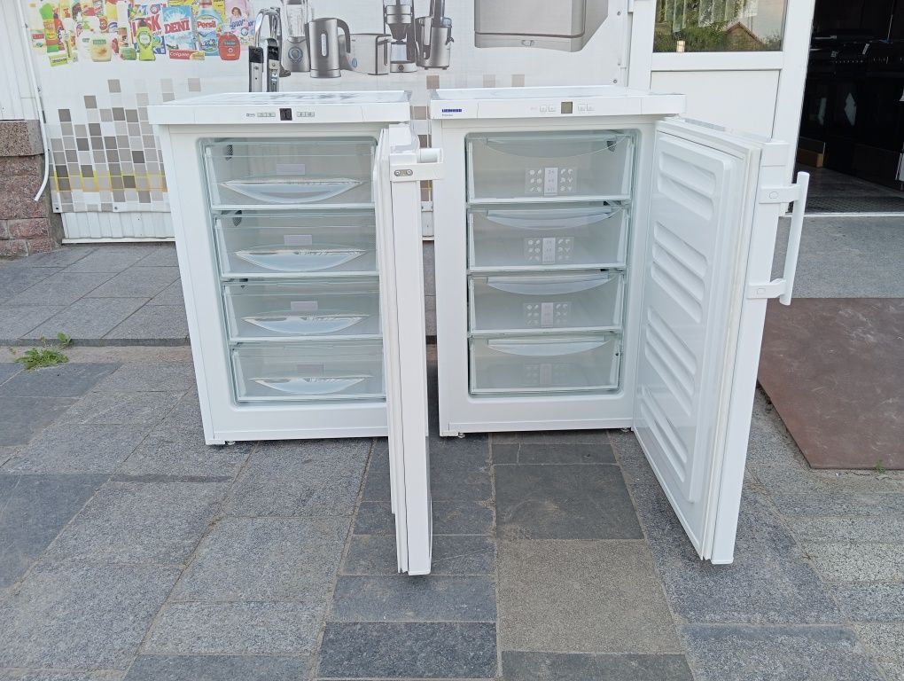 Маленькая морозильная камера на 3 и 4 ящика из Германии Гарантия Доста