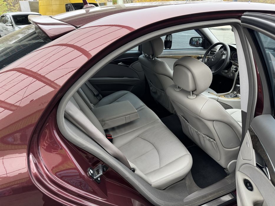 Mercedes -Bens w211 рестайлинг