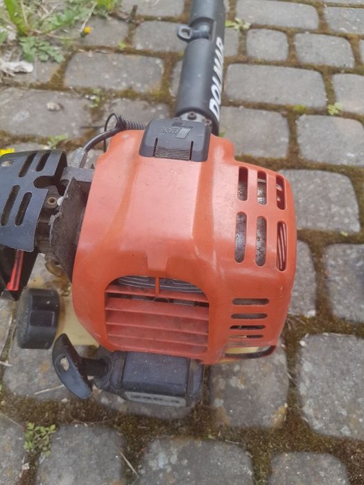 Бензокоса  Dolmar ,  4-х так-на.