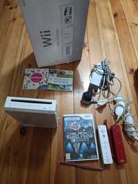 Nintendo Wii z 3 grami i kontrolerami