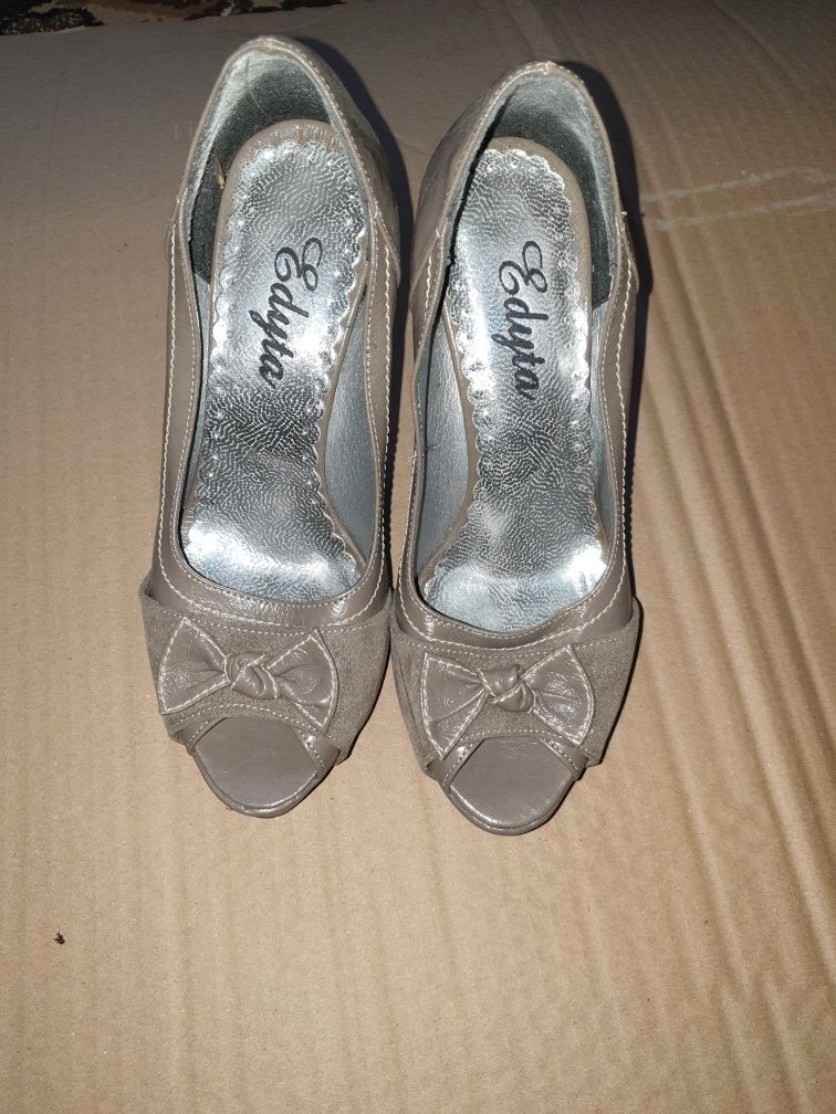 Sprzedam buty damskie rozmiar 37