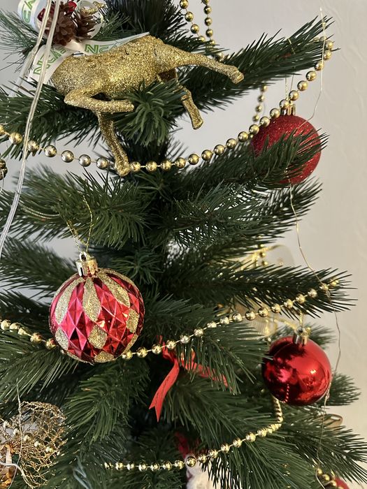 Ялинка зелена штучна