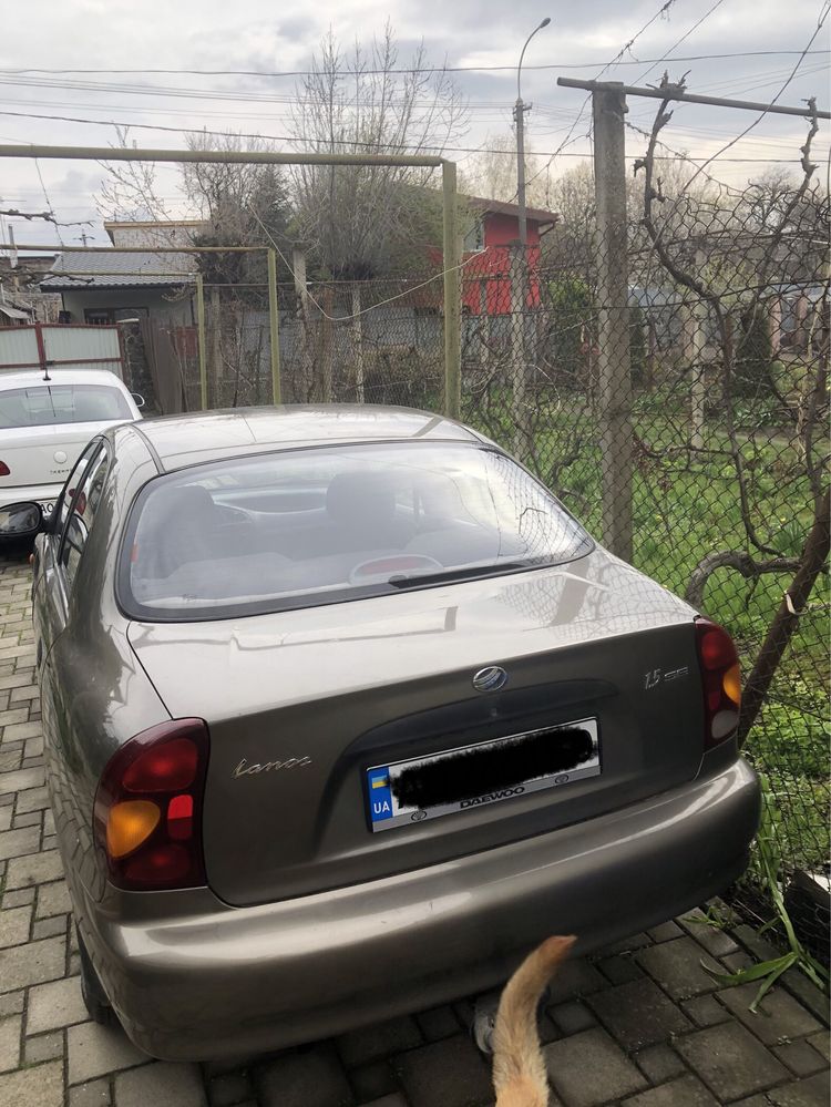 Daewoo Lanos 2011 року