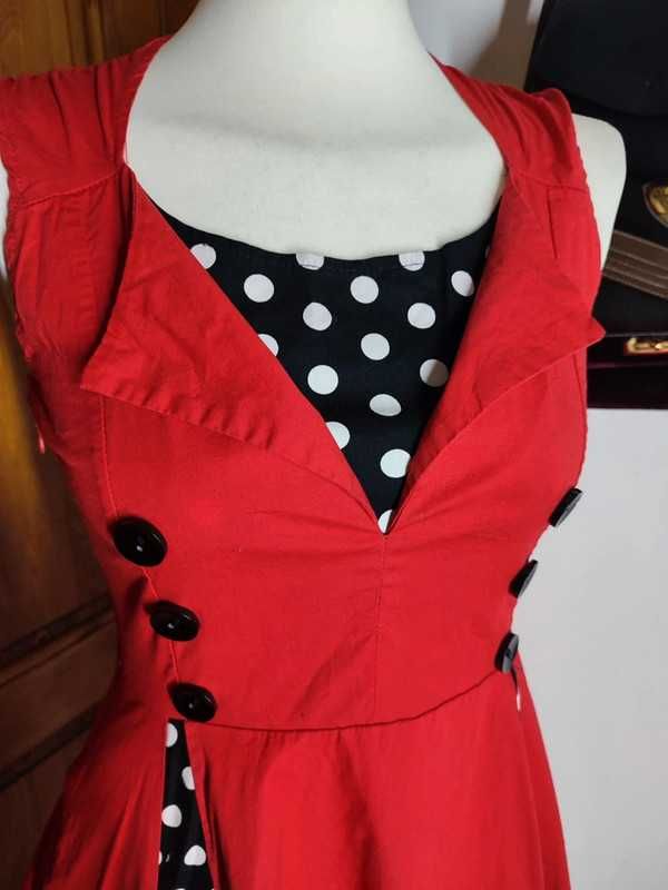 Czerwona sukienka retro pin-up w grochy