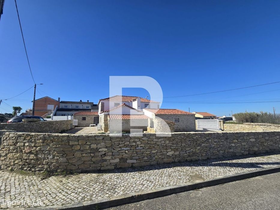 Moradia Isolada T3 com sauna em Sintra
