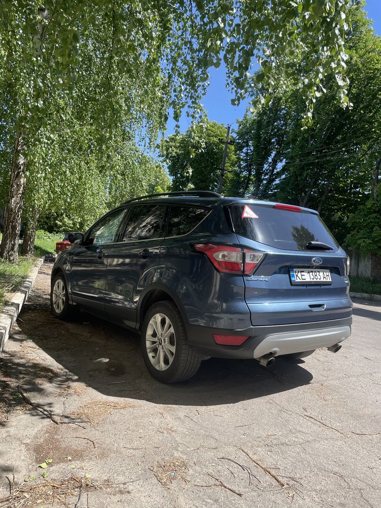 Продам авто Ford Escape в ідеальному стані!