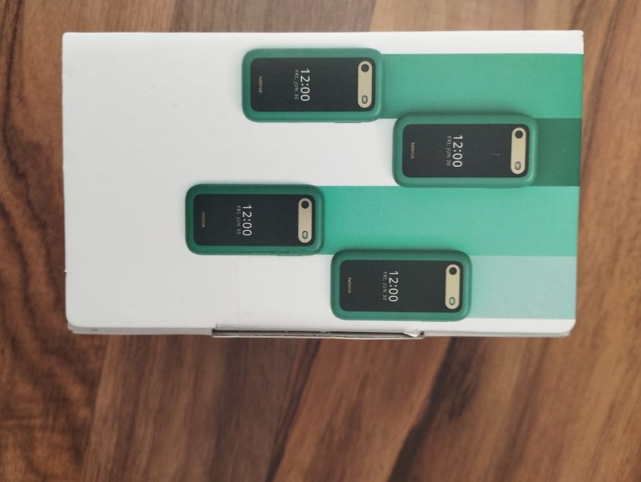 Мобильный телефон Nokia 2660 Flip
