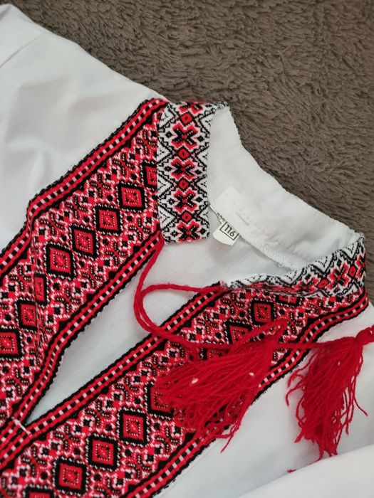 Продам  вишиванку