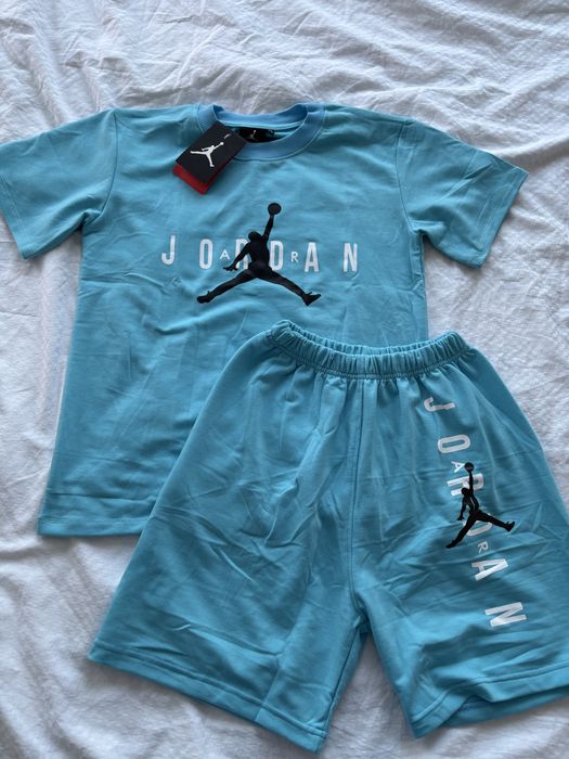 Komplet jordan 140cm koszulka i spodenki nowe