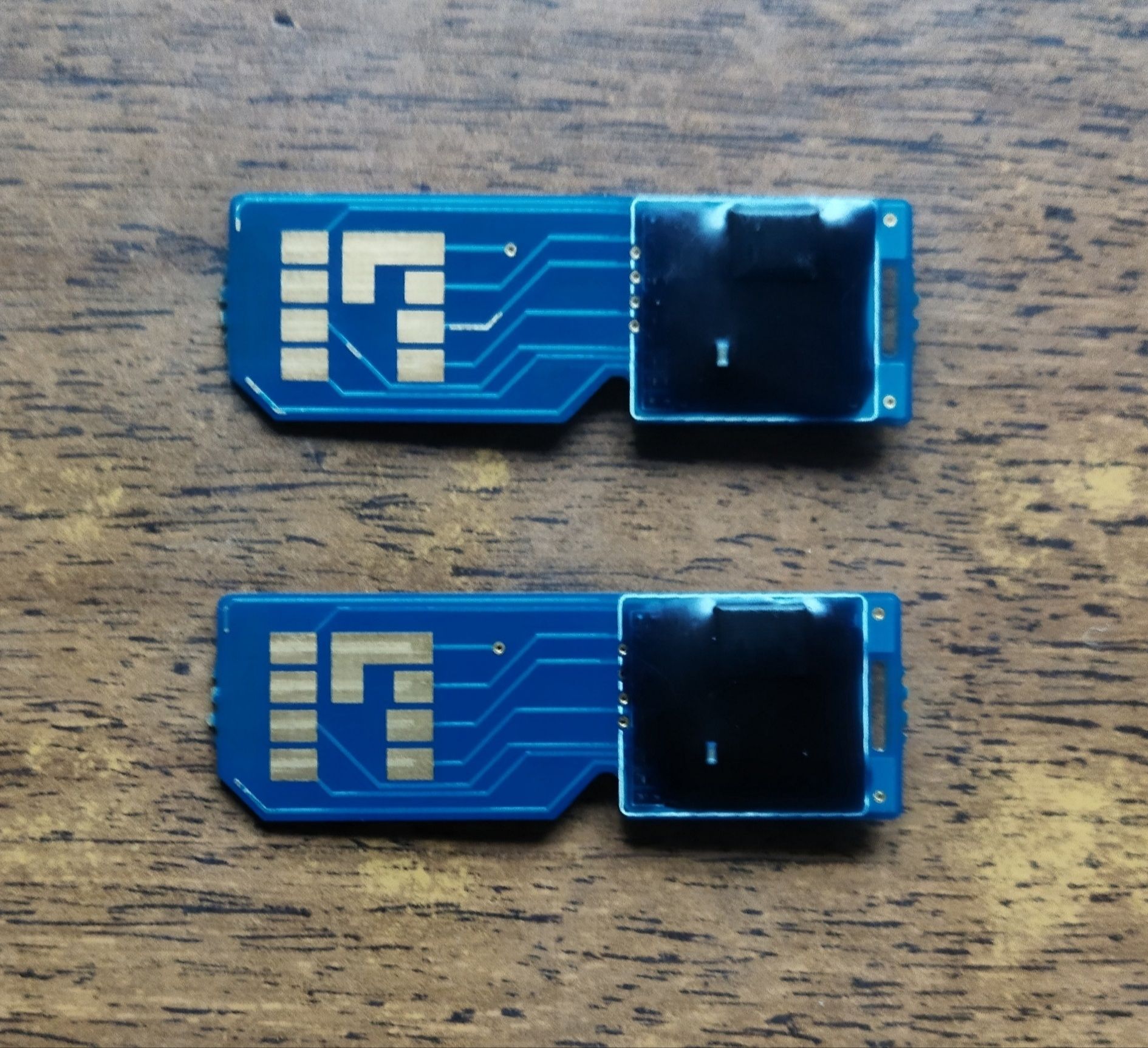Флешка, флеш-карта Memory Stick для прошивки купюроприемников CashCode