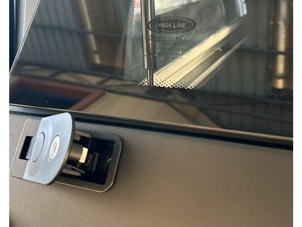 Volkswagen Amarok 2010-2022 рр. Кунг Omcap