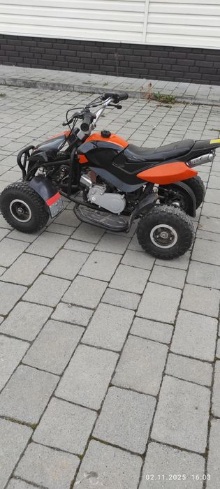 Дитячий бензиновий квадроцикл 50.