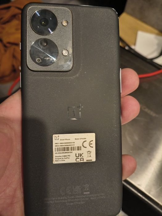 One Plus Nord 2t 5 G