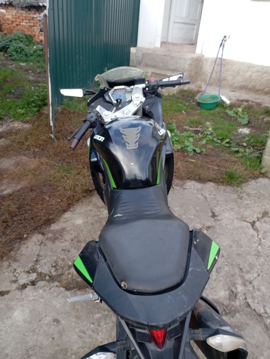Продам мотоцикл LX LONKIN GS 2A 250