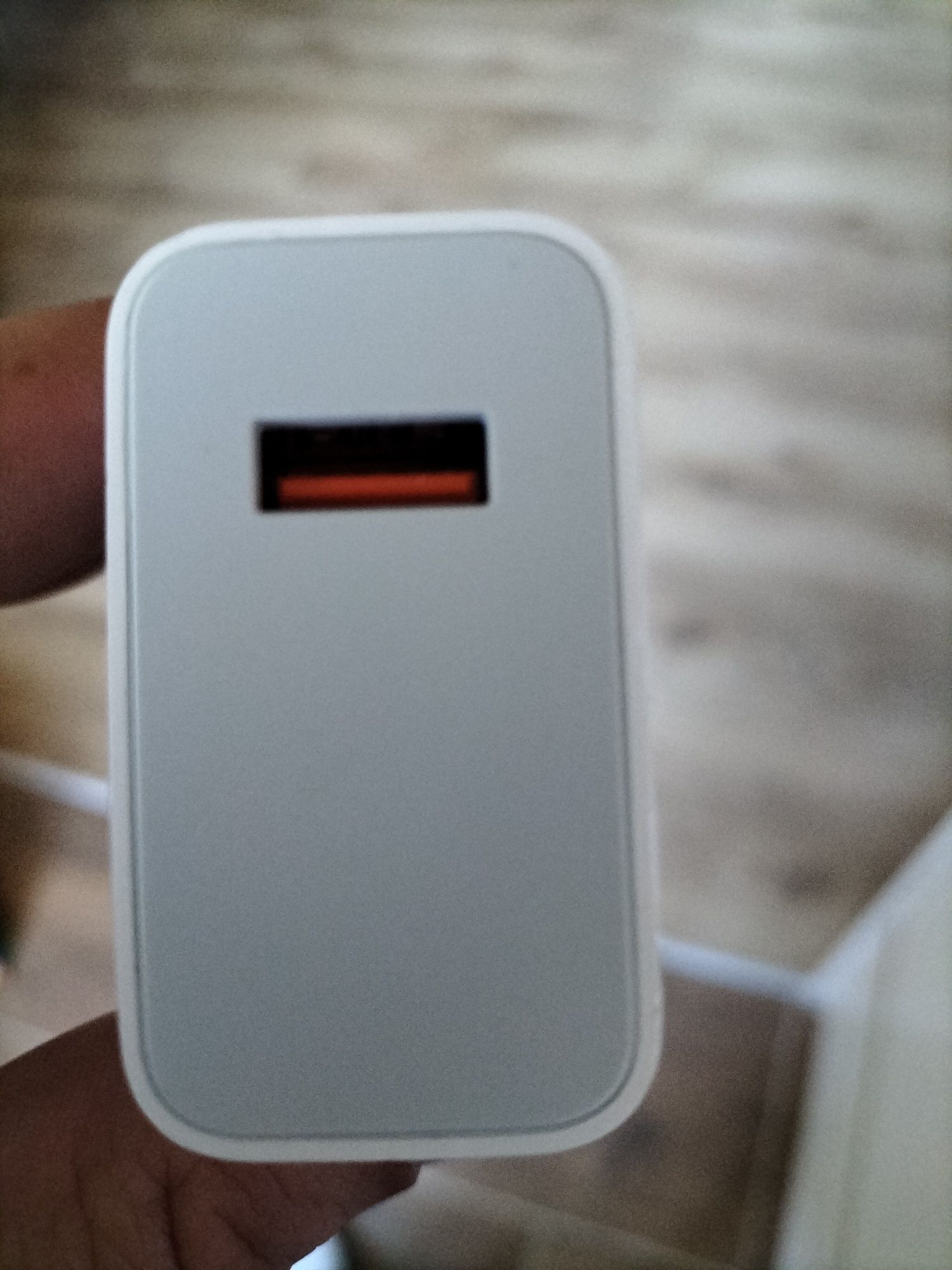 Szybka Uniwersalna ładowarka 67W + kabel  1m