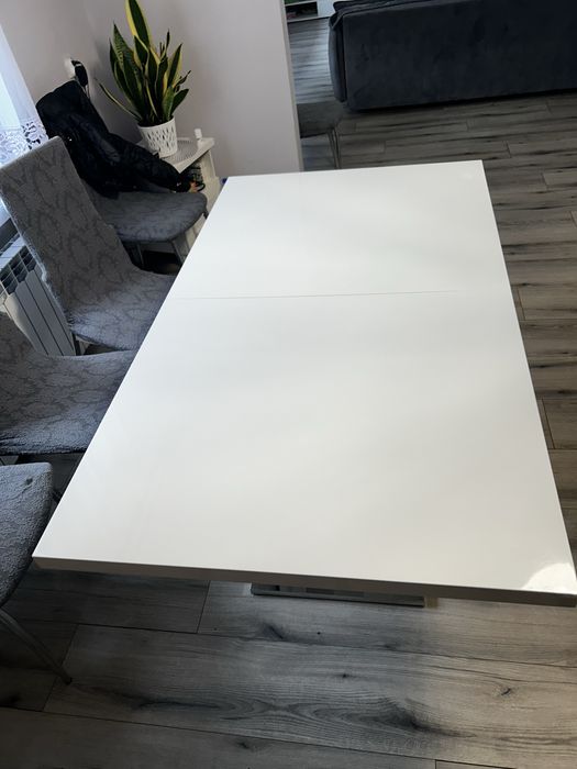 Stół rozkładany biały