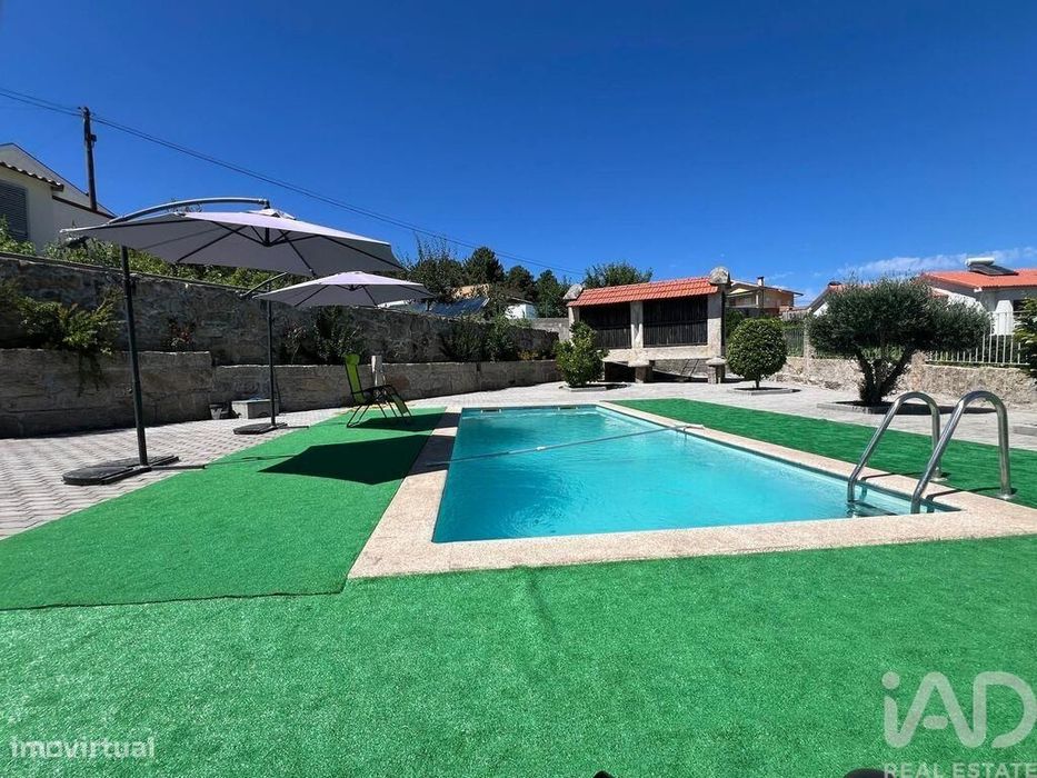 Casa / Villa T3 em Borbela e Lamas de Olo de 178,00 m2