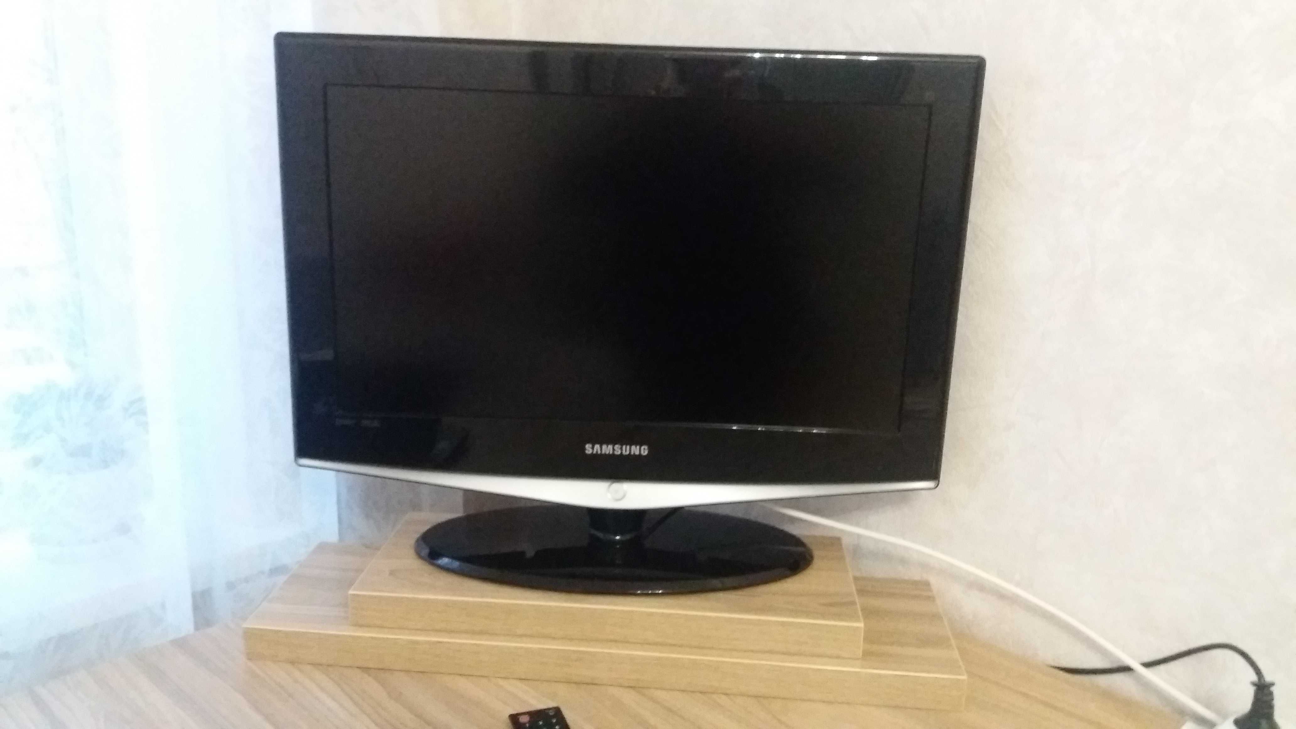 Телевізор "SAMSUNG"