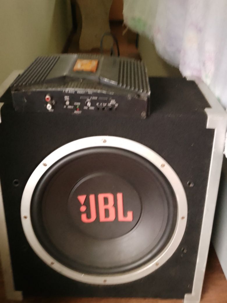 Tuba jbl 1000 vat i wzmacniacz