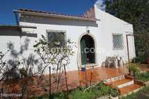 Moradia Isolada T1 Venda em Santa Bárbara de Nexe,Faro