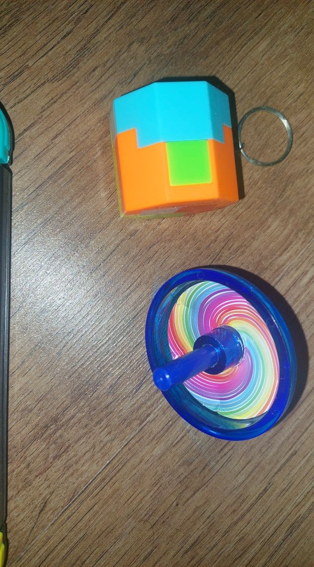 Hot Wheels spinner Flipper gra zręcznościowa łamigłówka bączek
