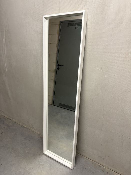 Lustro Ikea NISSEDAL