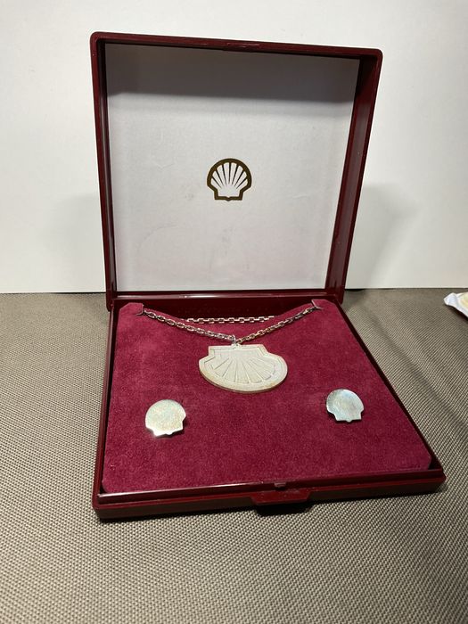 Antiga pulseira e botões de punho  em prata, Santiago Compostela