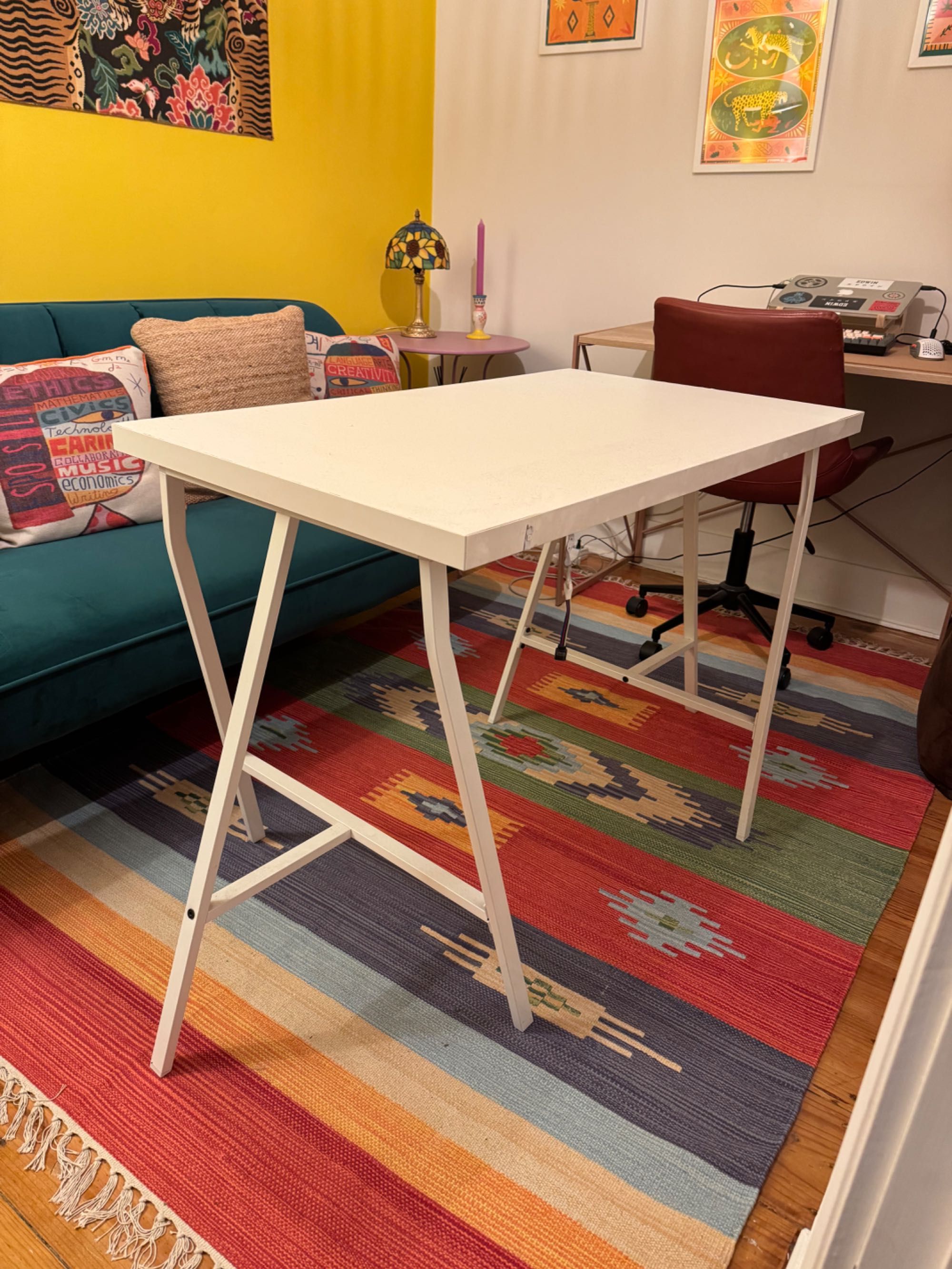 SECRETÁRIA Ikea (com CAVALETES incluídos)
