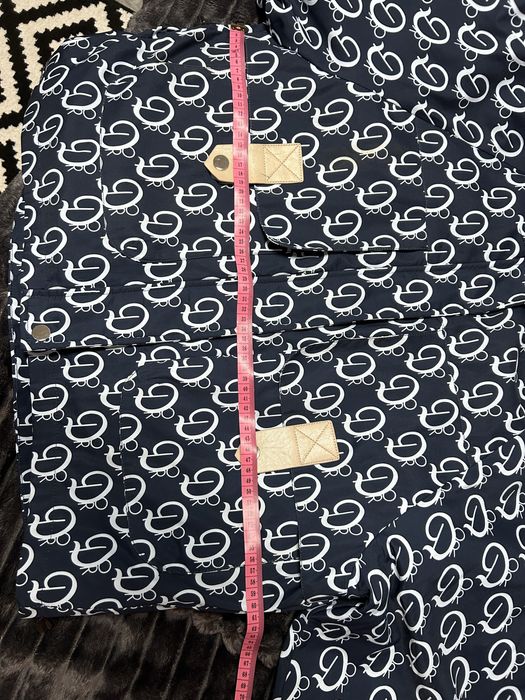 Деміснзонна жіноча куртка 42-44