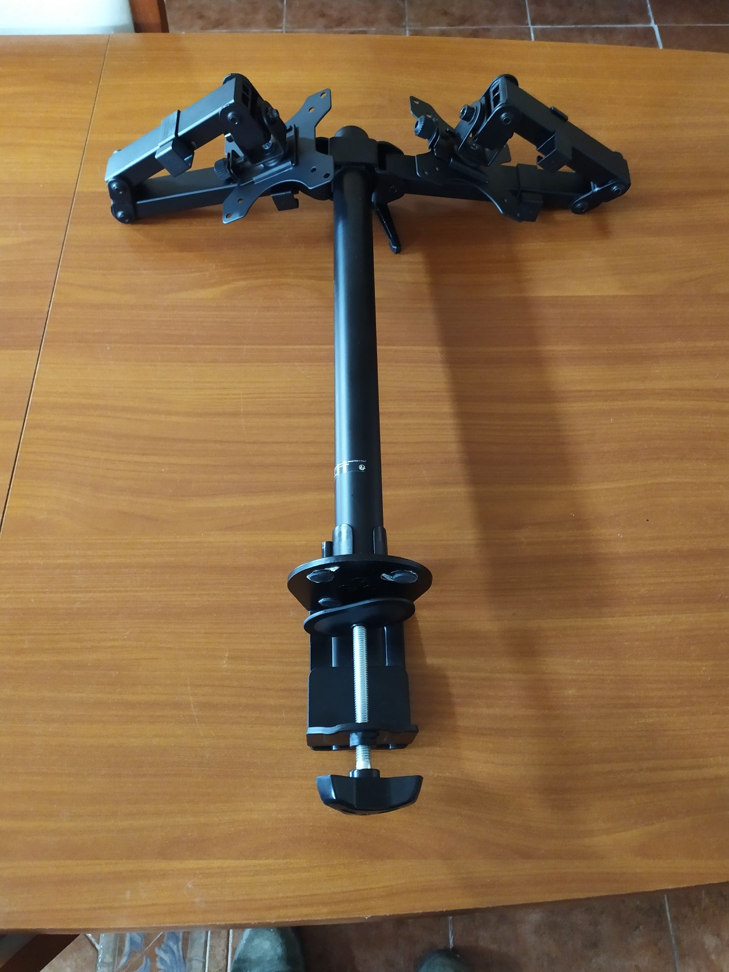 Suporte para dois monitores