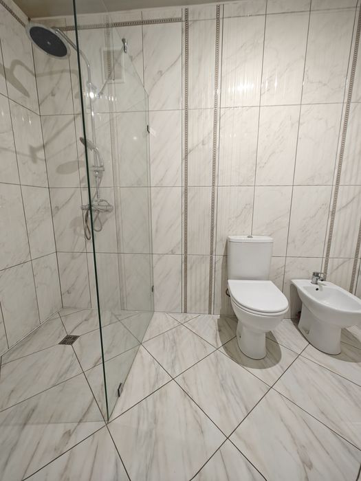 Продаж котеджу. Поряд ТРЦ Подоляни