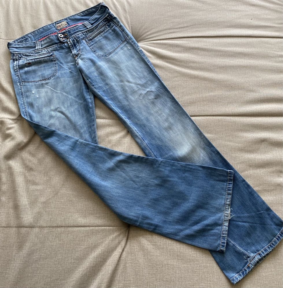 Tommy Hilfiger стильні жіночі джинси W28/ L32, оригінал
