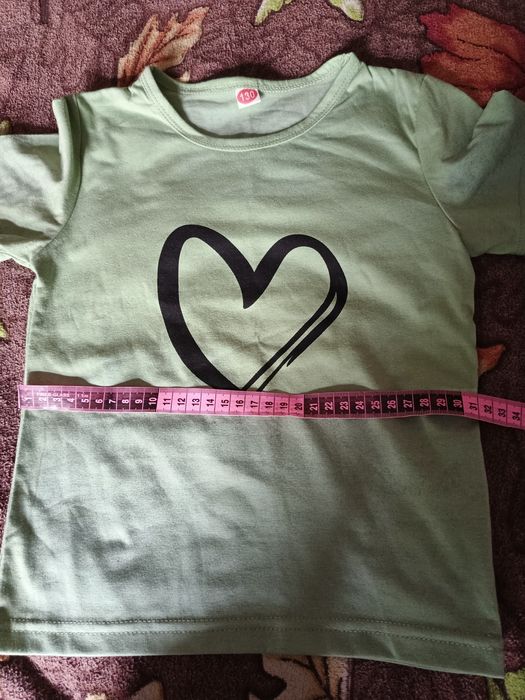 Продам костюм на дівчинку