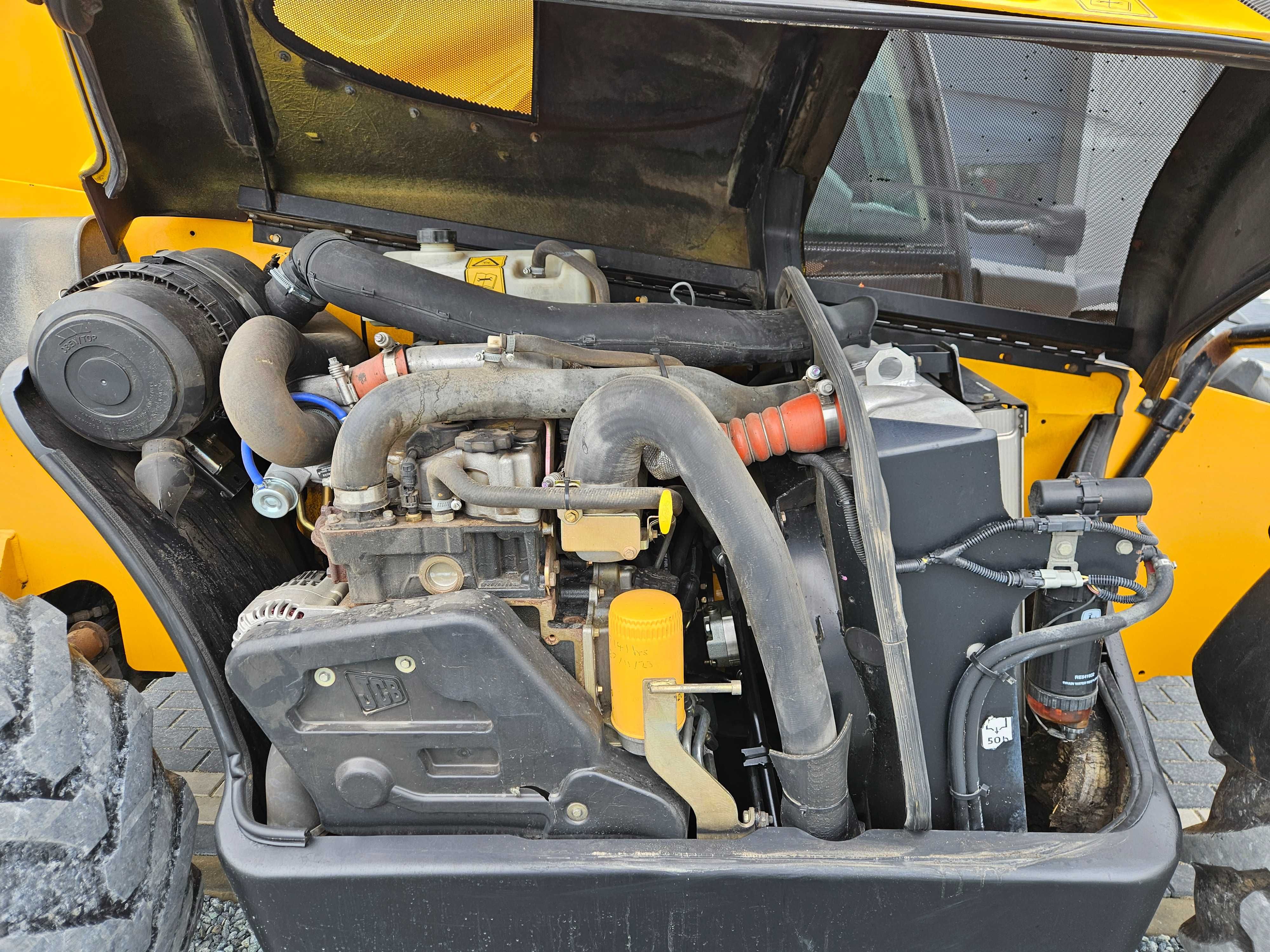 Ładowarka teleskopowa JCB 531-70 Agri Super, 2012.