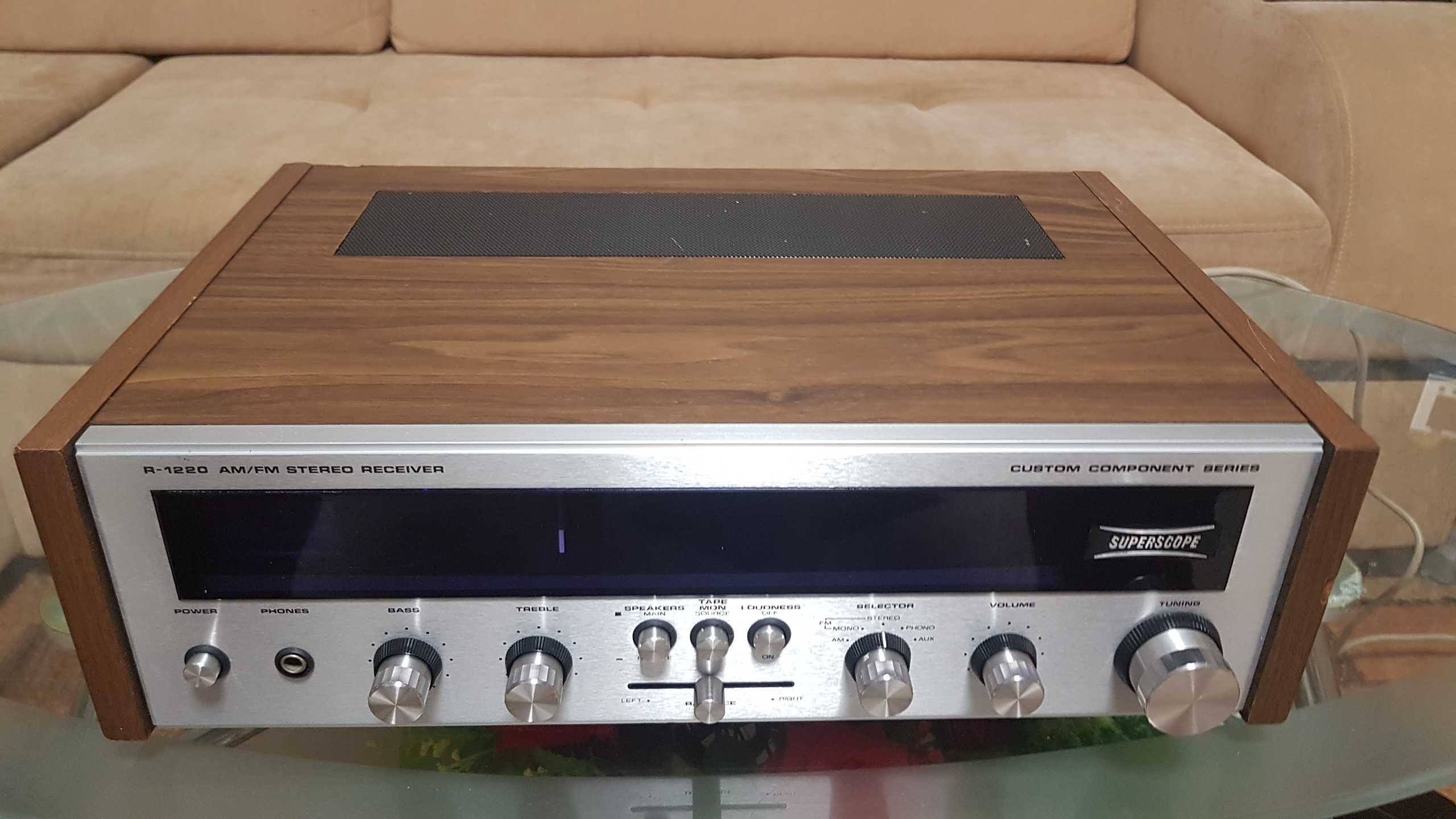 Усилитель/ресивер Superscope/Marantz/R-1220 stereo made in USA/TAIWAN