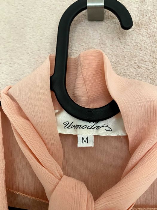 Lekka koszula asymetryczna z wiązaniem pod szyją zwiewna długi rękaw