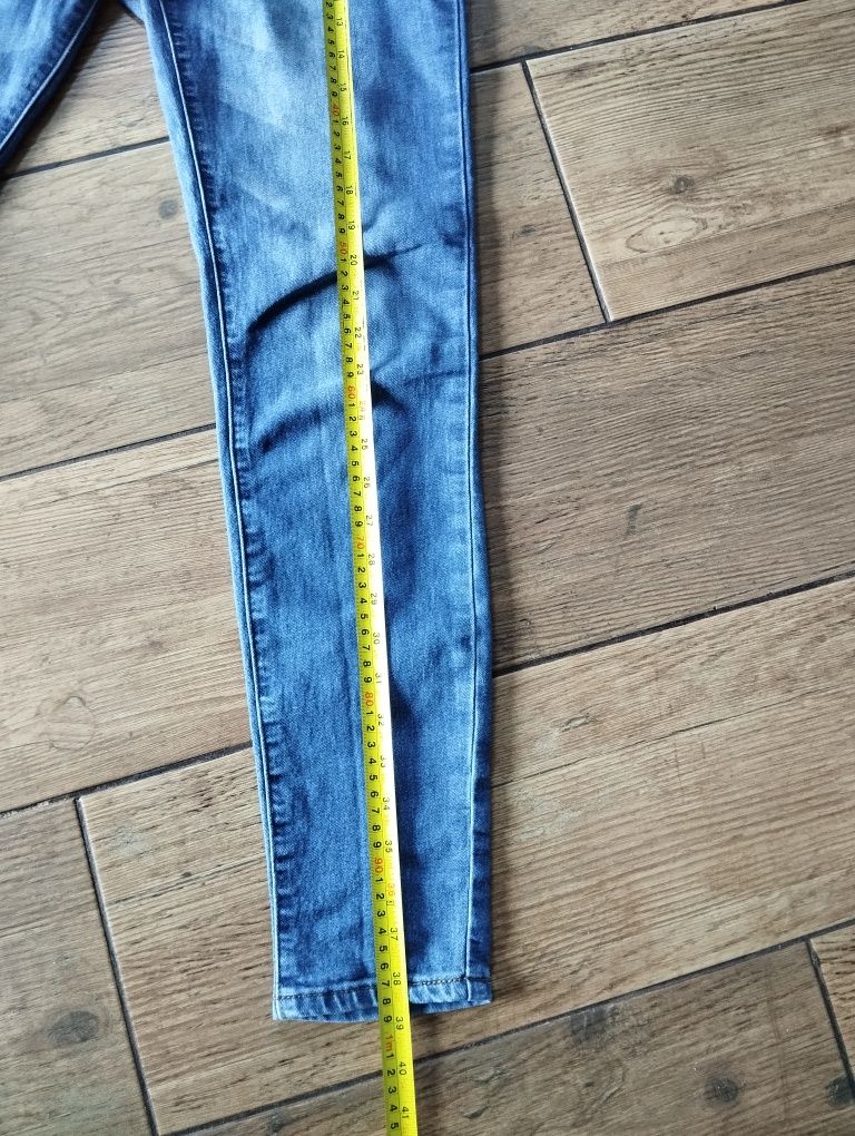 Spodnie jeansowe Carry S