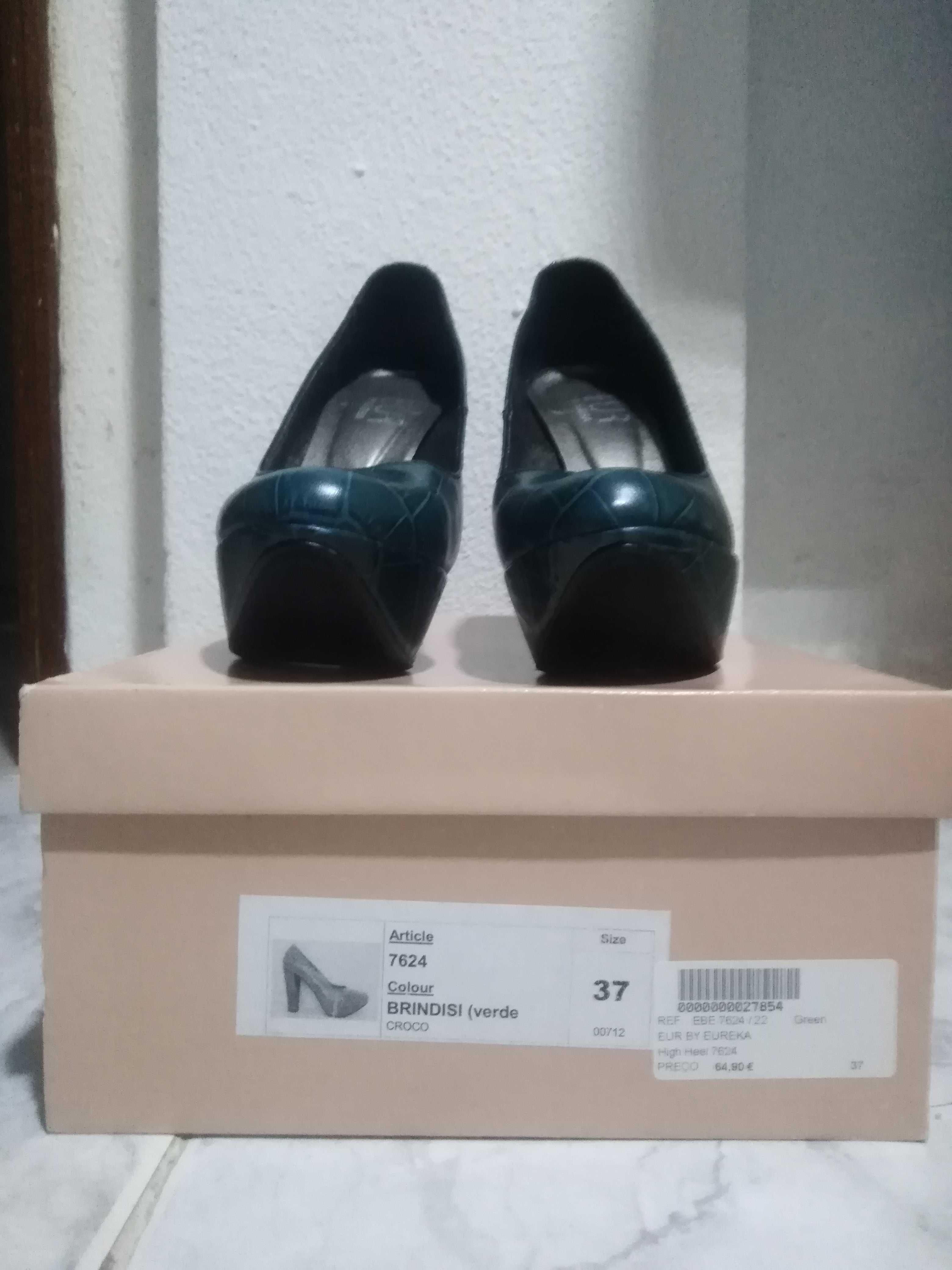 Sapatos Eureka Nº37