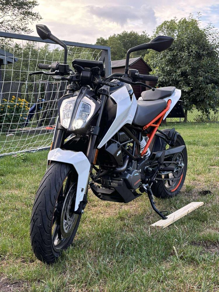 Ktm duke 125c 2019
