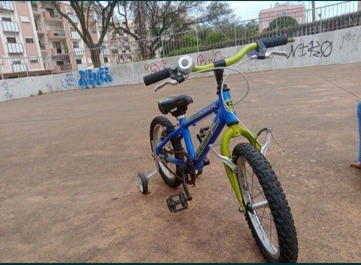 Vendo bicicleta criança