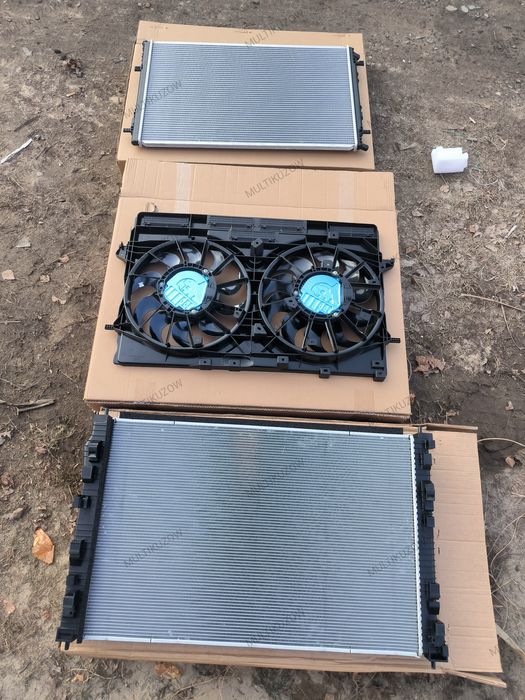 Радіатор охолодження вода Nissan Rogue 22-24 1.5t 21410-6rr0b рог ориг