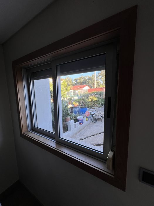 Janelas c/estore portas aluminio