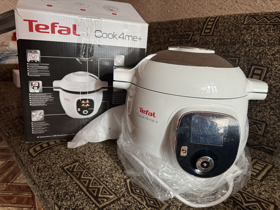 Мультиварка-скороварка Tefal cook4me CY851130