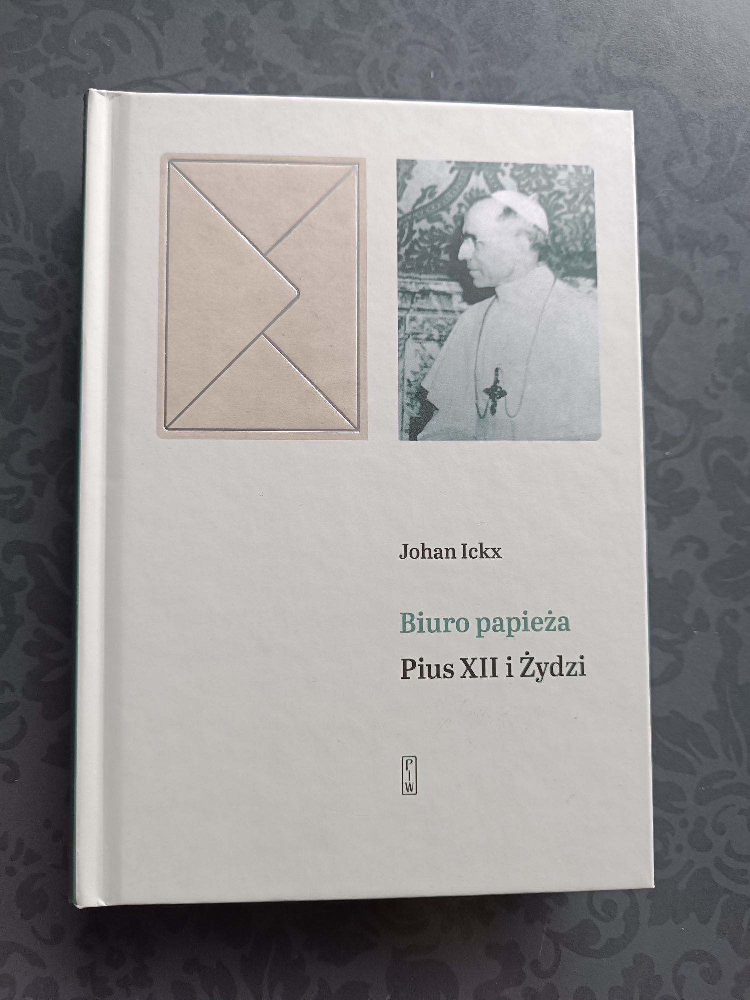Książka Biuro papieża Pius XII i Żydzi