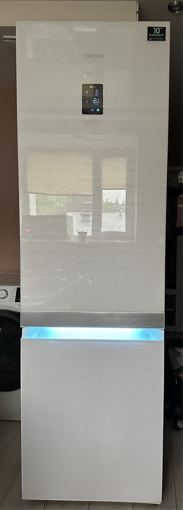 Холодильник SAMSUNG - RL55VTE1L / біле скло
