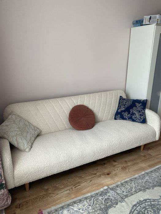 Kanapa boucle baranek z funkcją spania