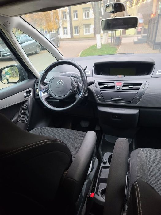 Сітроен с4 гранд Пікассо